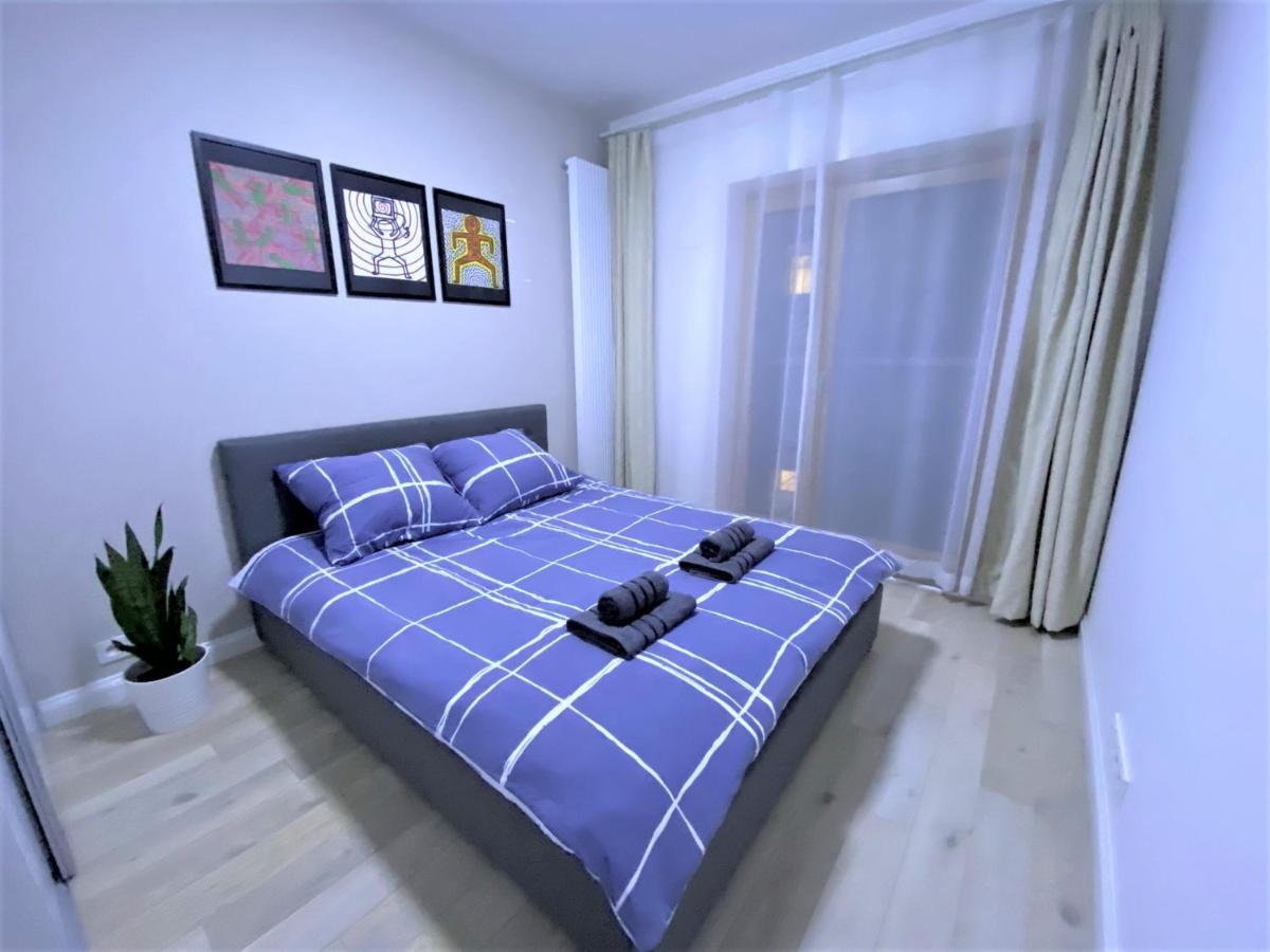 Exclusive 2Br! Apartment In Center +Netflix +Gym Варшава Екстер'єр фото